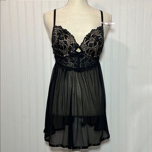 Daisy Fuentes Black Lace Sheer Chemise Lingerie Nighty